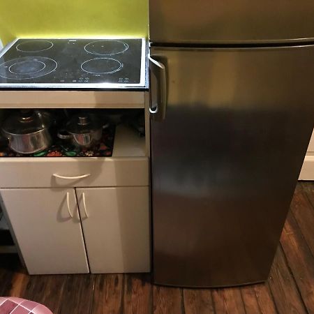 Cozy Condo For Up To 3 Travellers, With Kitchen And Bath 里加 外观 照片