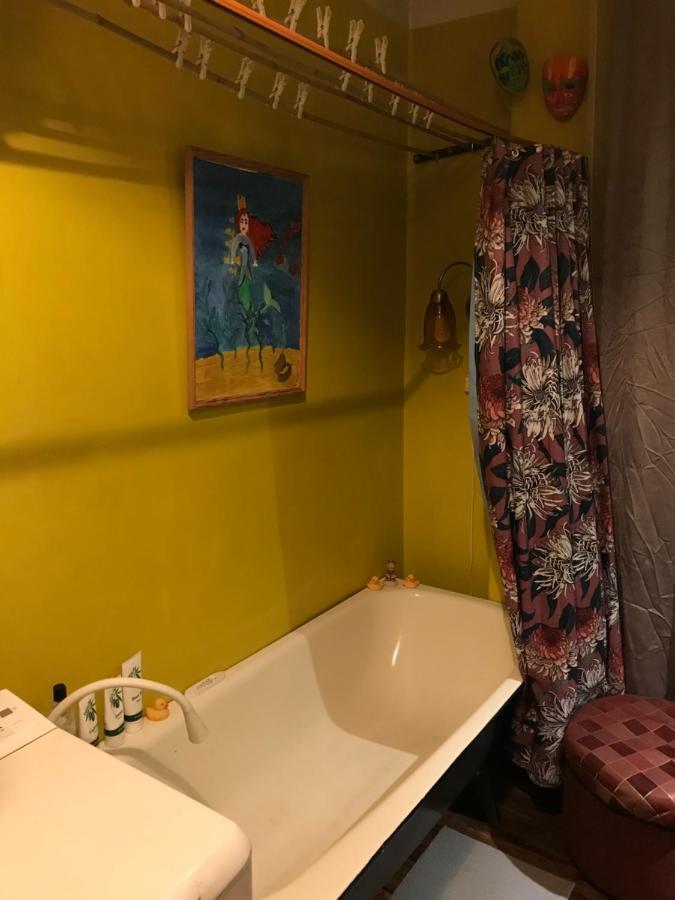 Cozy Condo For Up To 3 Travellers, With Kitchen And Bath 里加 外观 照片